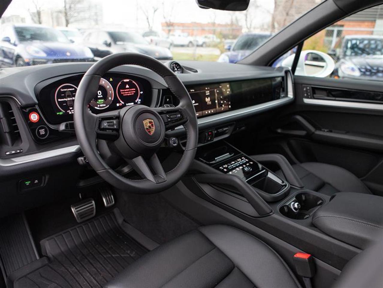 2024 Porsche Cayenne S e-Hybrid AWD Photo