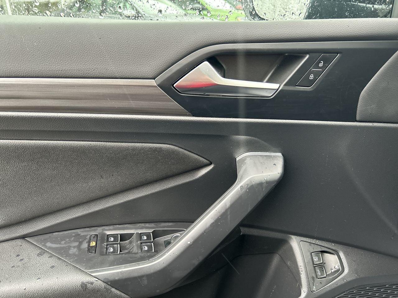 2021 Volkswagen Jetta Highline 1.4T 8sp at w/Tip Keyless Entry  Alloy Wh Photo