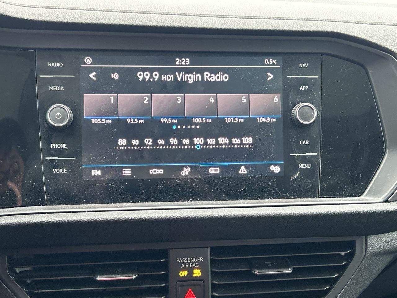 2021 Volkswagen Jetta Highline 1.4T 8sp at w/Tip Keyless Entry  Alloy Wh Photo