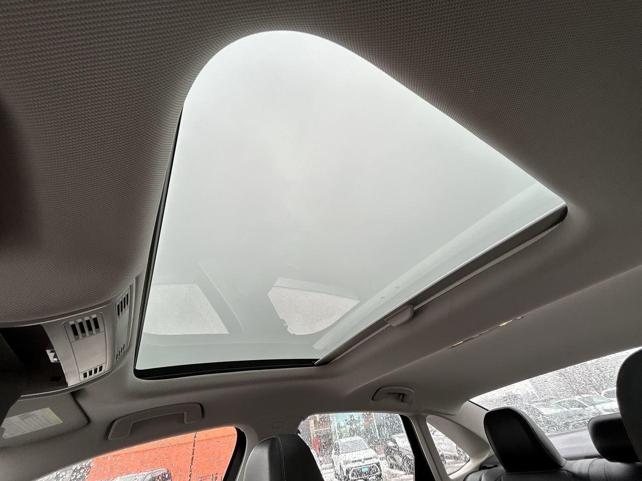 2021 Volkswagen Jetta Highline 1.4T 8sp at w/Tip Keyless Entry  Alloy Wh Photo