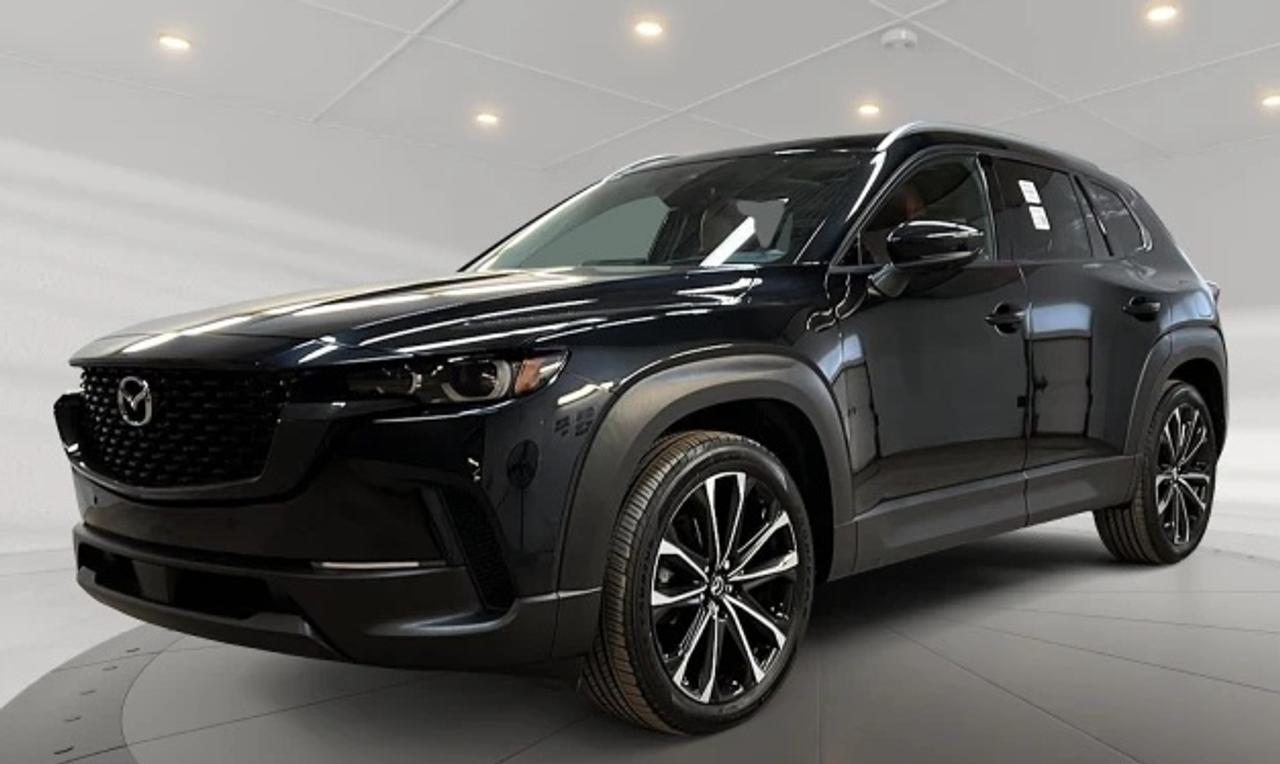 2024 Mazda CX-50 GT Photo0