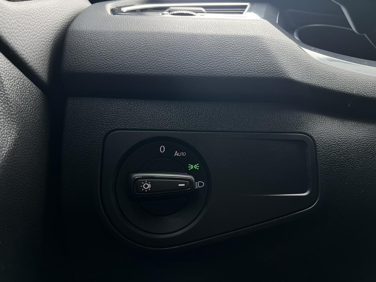 2019 Volkswagen Tiguan Trendline 4Motion   Htd Seats   Rev Cam   Driver A Photo