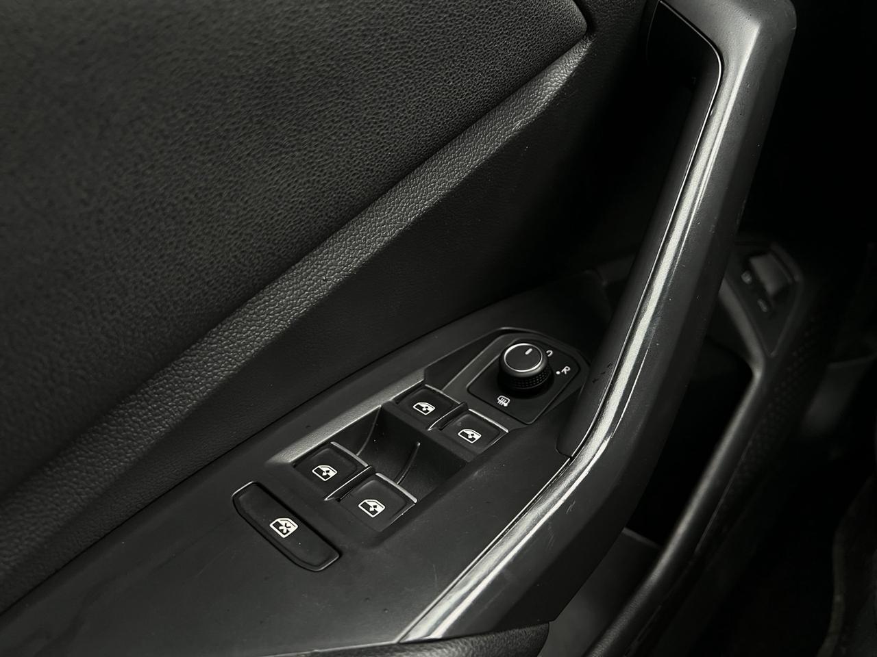 2021 Volkswagen Jetta Highline   Sunroof   Blind Spot   Leather Photo