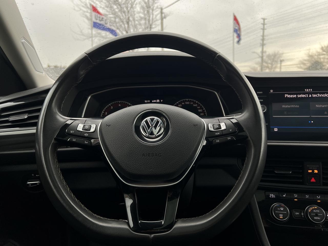 2021 Volkswagen Jetta Highline   Sunroof   Blind Spot   Leather Photo