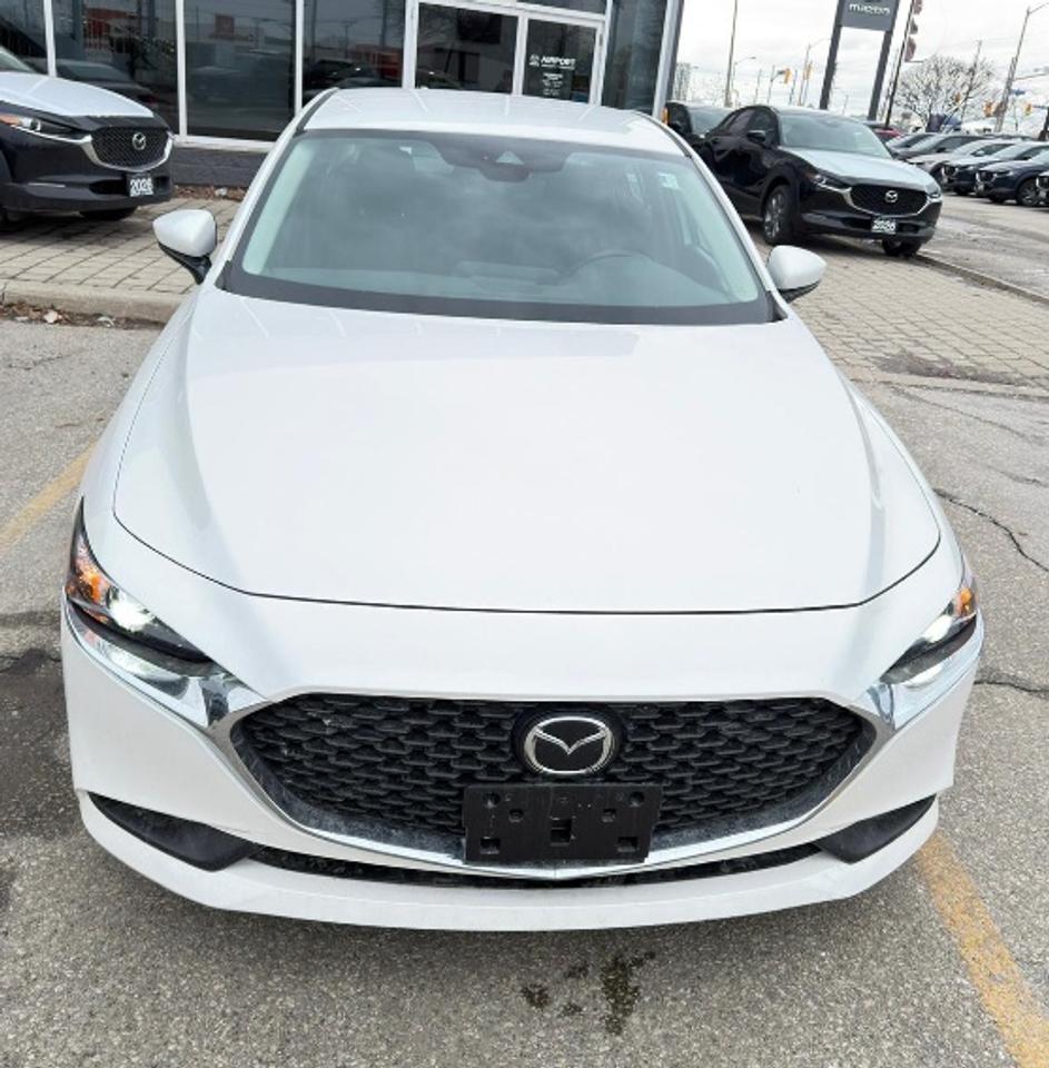 2023 Mazda MAZDA3 GS Photo
