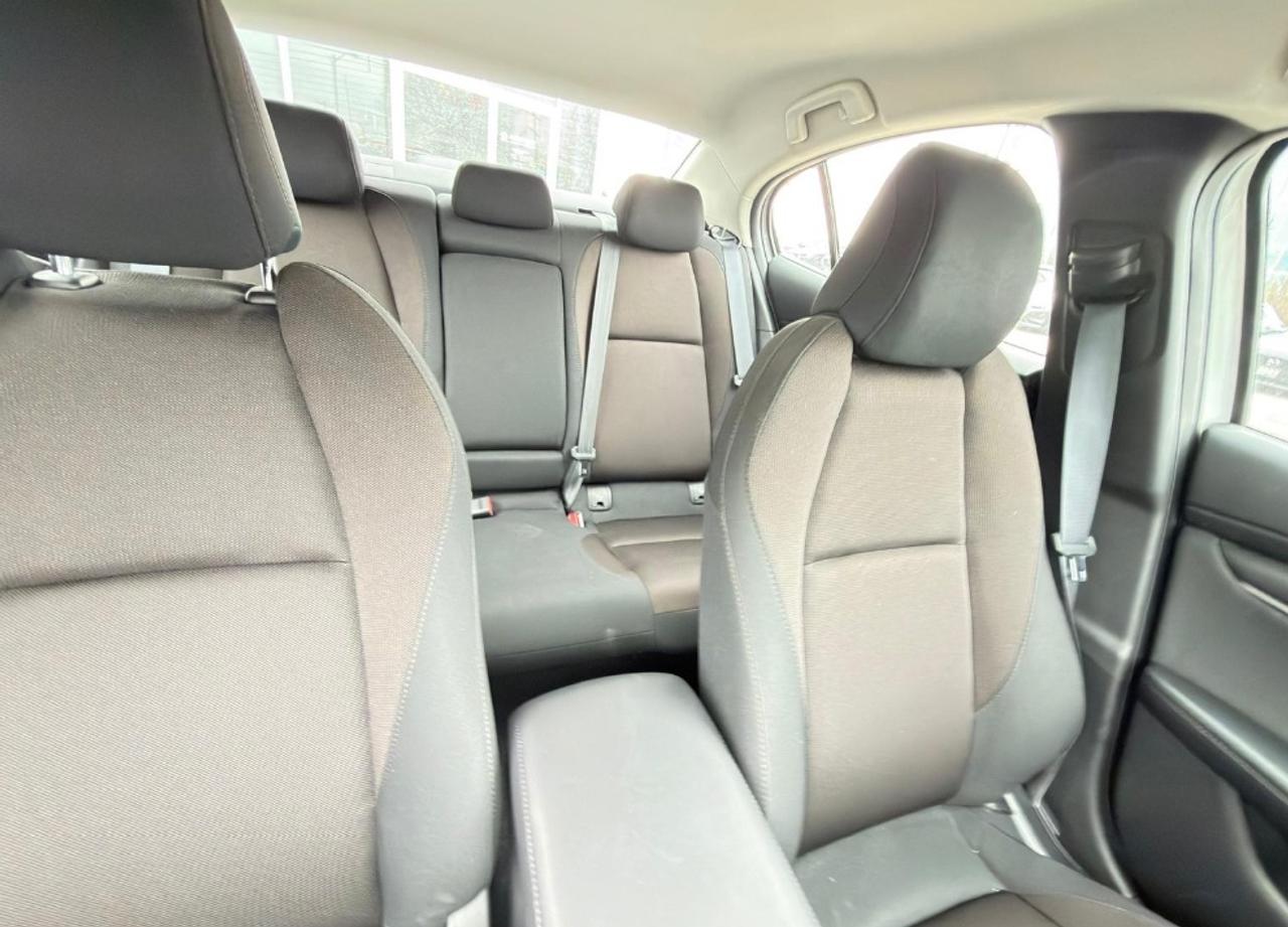 2023 Mazda MAZDA3 GS Photo