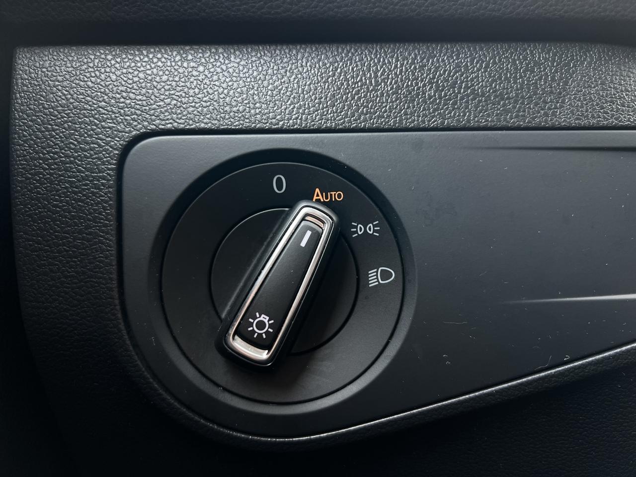 2023 Volkswagen Tiguan Comfortline 4Motion   Leather   Dual Climate   Car Photo