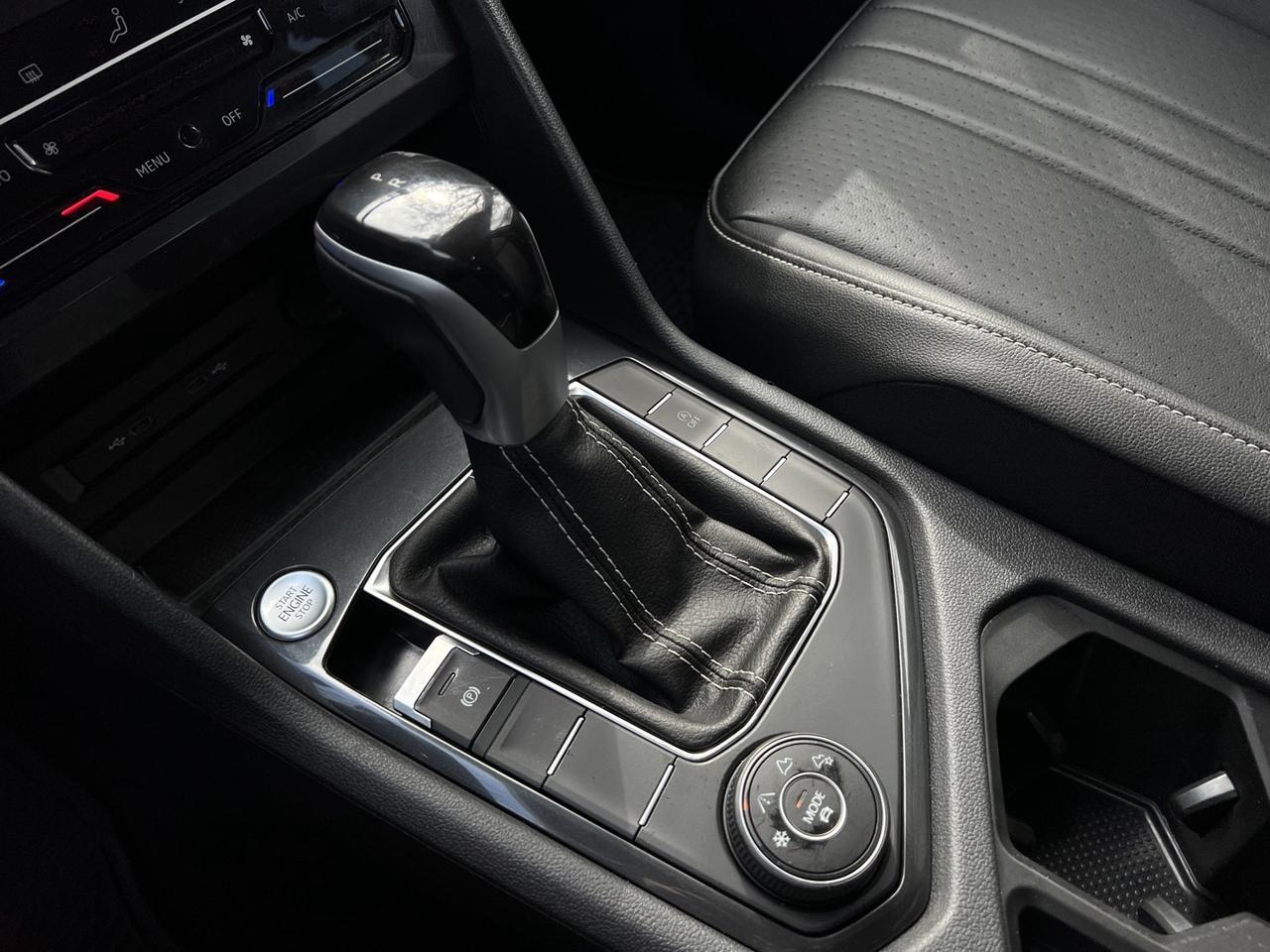 2023 Volkswagen Tiguan Comfortline 4Motion   Leather   Dual Climate   Car Photo