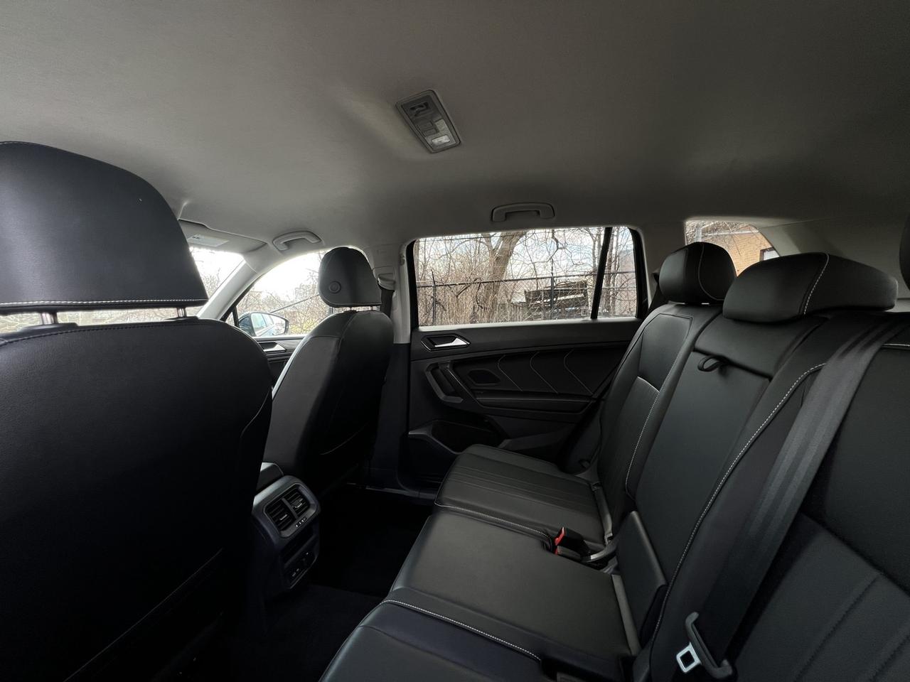 2023 Volkswagen Tiguan Comfortline 4Motion   Leather   Dual Climate   Car Photo