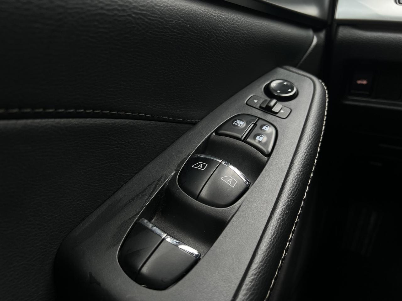 2023 Nissan Maxima SL   Navi   Leather   Sunroof Photo