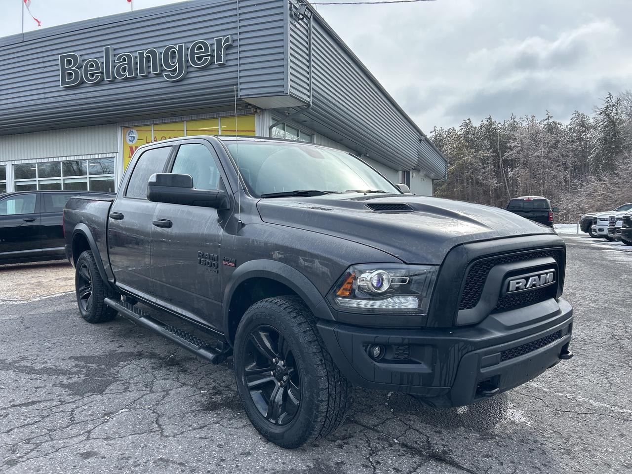 2023 RAM 1500 Classic WARLOCK Photo0