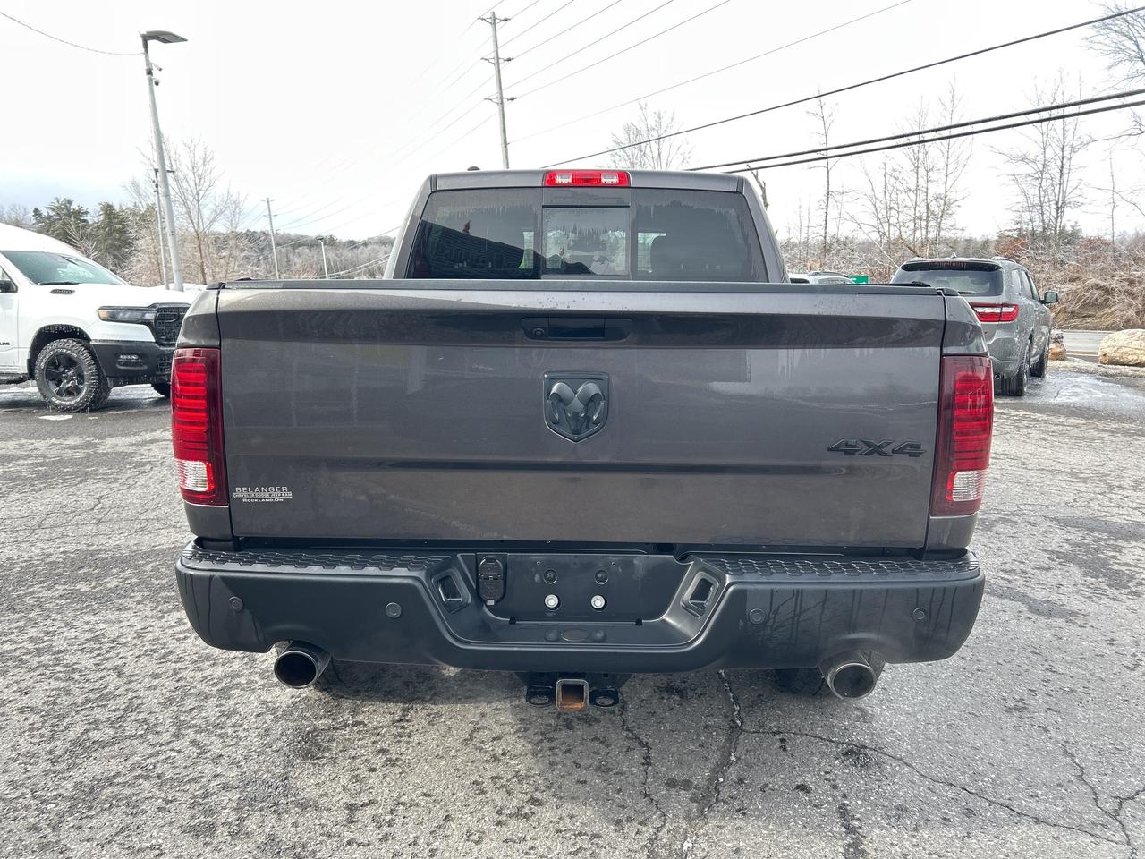 2023 RAM 1500 Classic WARLOCK Photo