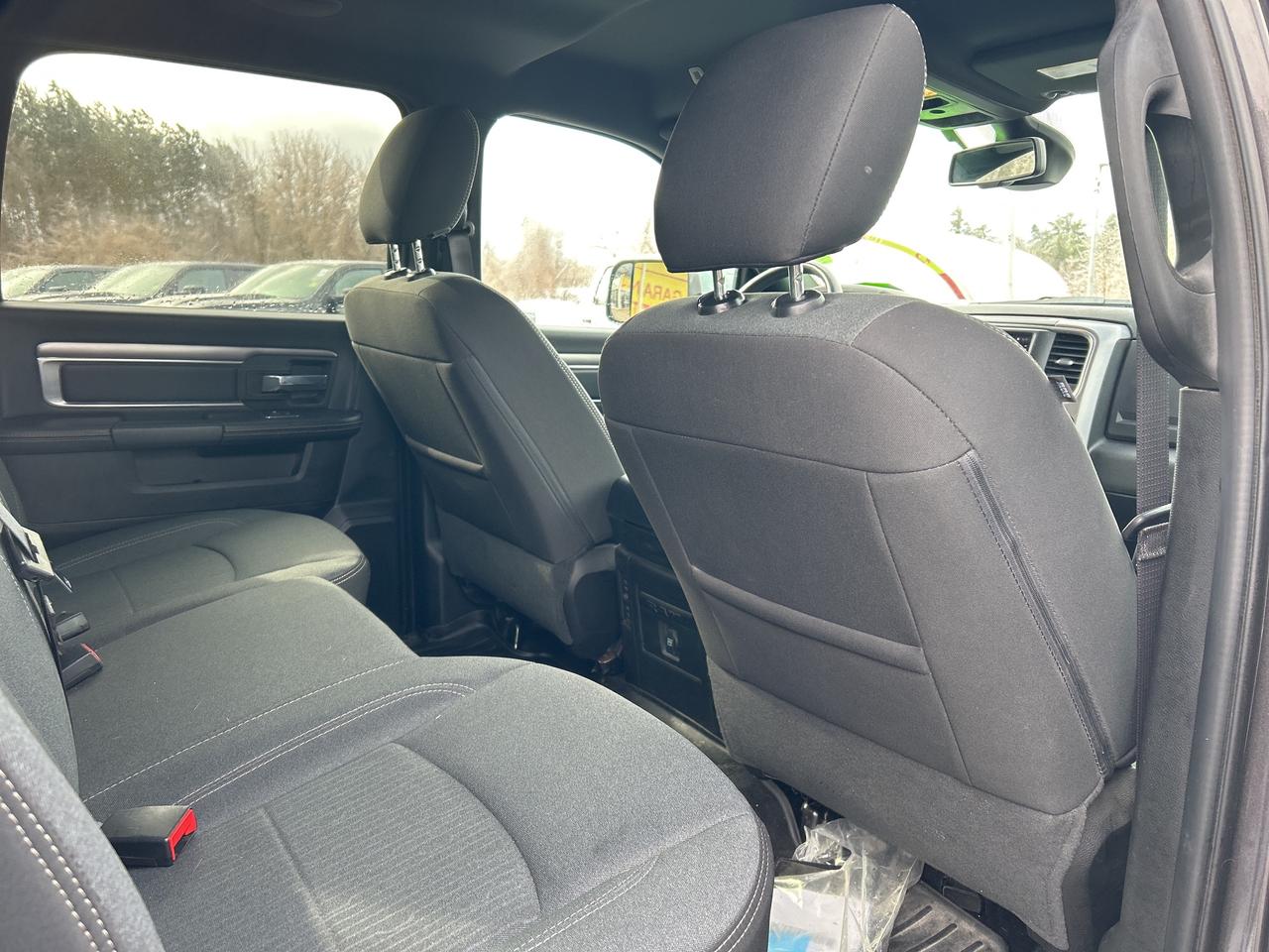 2023 RAM 1500 Classic WARLOCK Photo