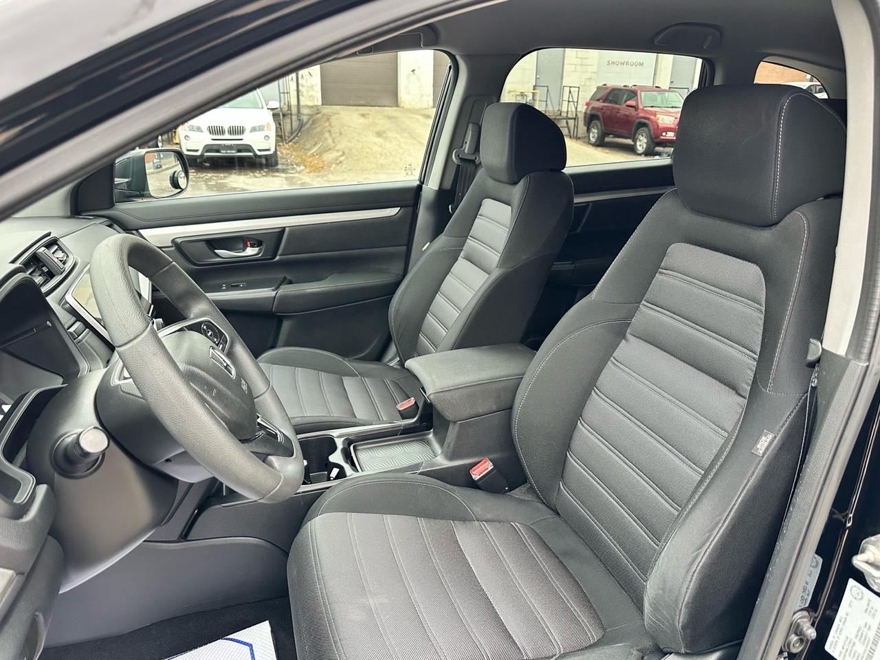 2018 Honda CR-V LX ~ REAR CAM ~ CARPLAY ~ CERTIFIED Photo