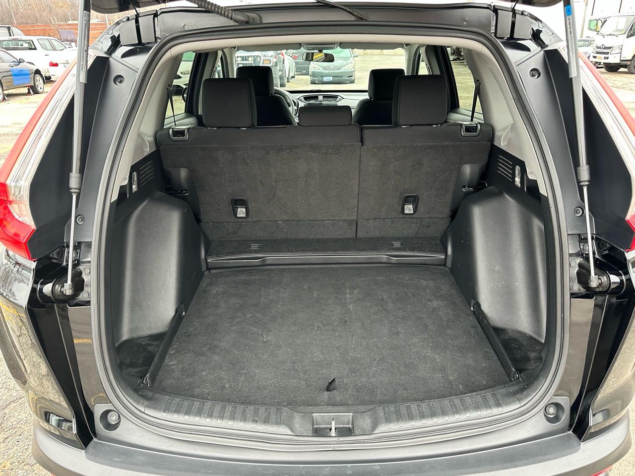 2018 Honda CR-V LX ~ REAR CAM ~ CARPLAY ~ CERTIFIED Photo