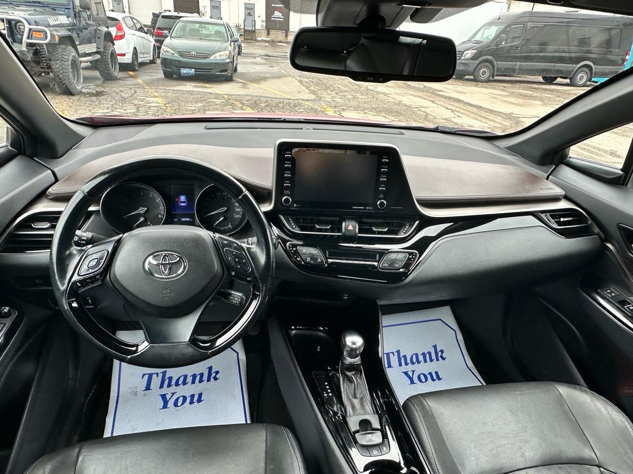 2019 Toyota C-HR LIMITED ~ LEATHER ~ CARPLAY ~ NO ACCIDENTS Photo4