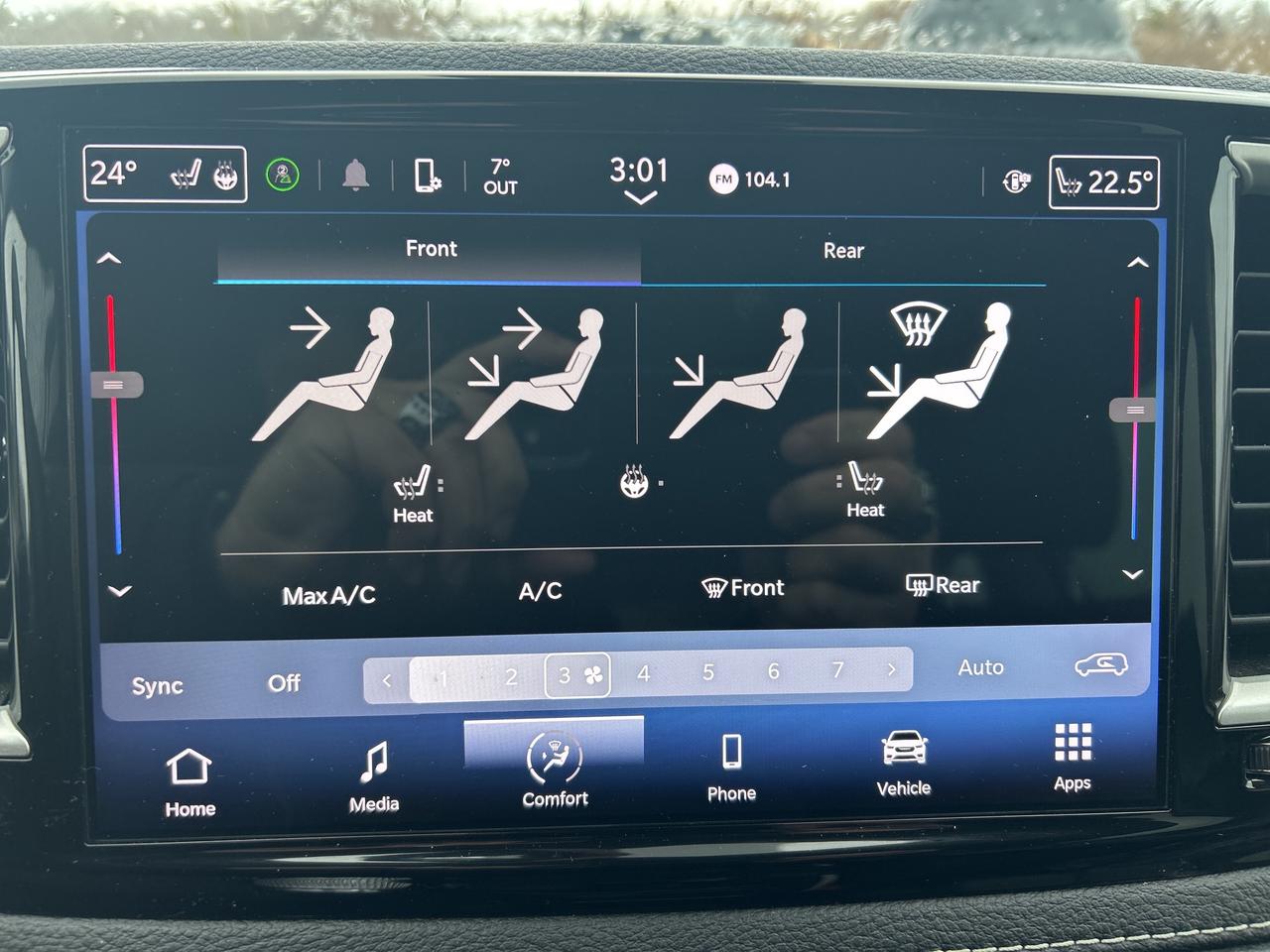 2023 Chrysler Pacifica Touring L Photo