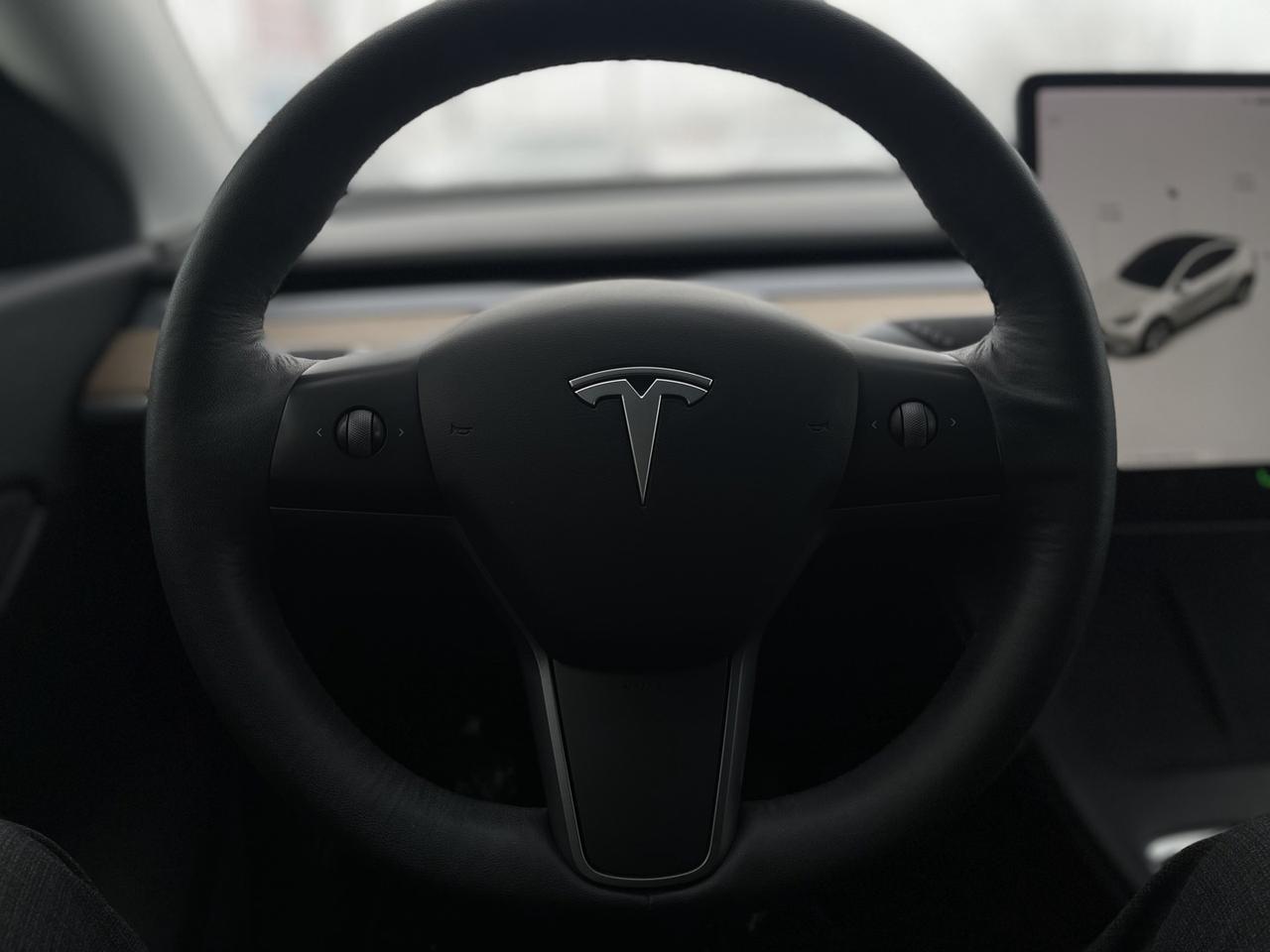 2021 Tesla Model Y Long Range AWD   Pano Roof   Leather   Blind Spot Photo