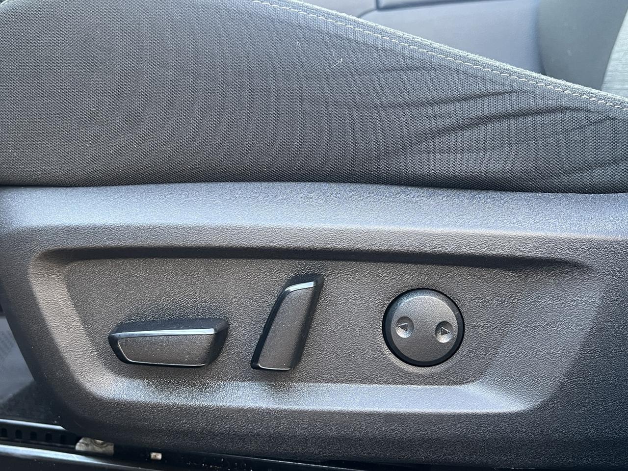 2023 Nissan Rogue SV MOONROOF AWD   Pro Pilot   Htd Steering   Remot Photo