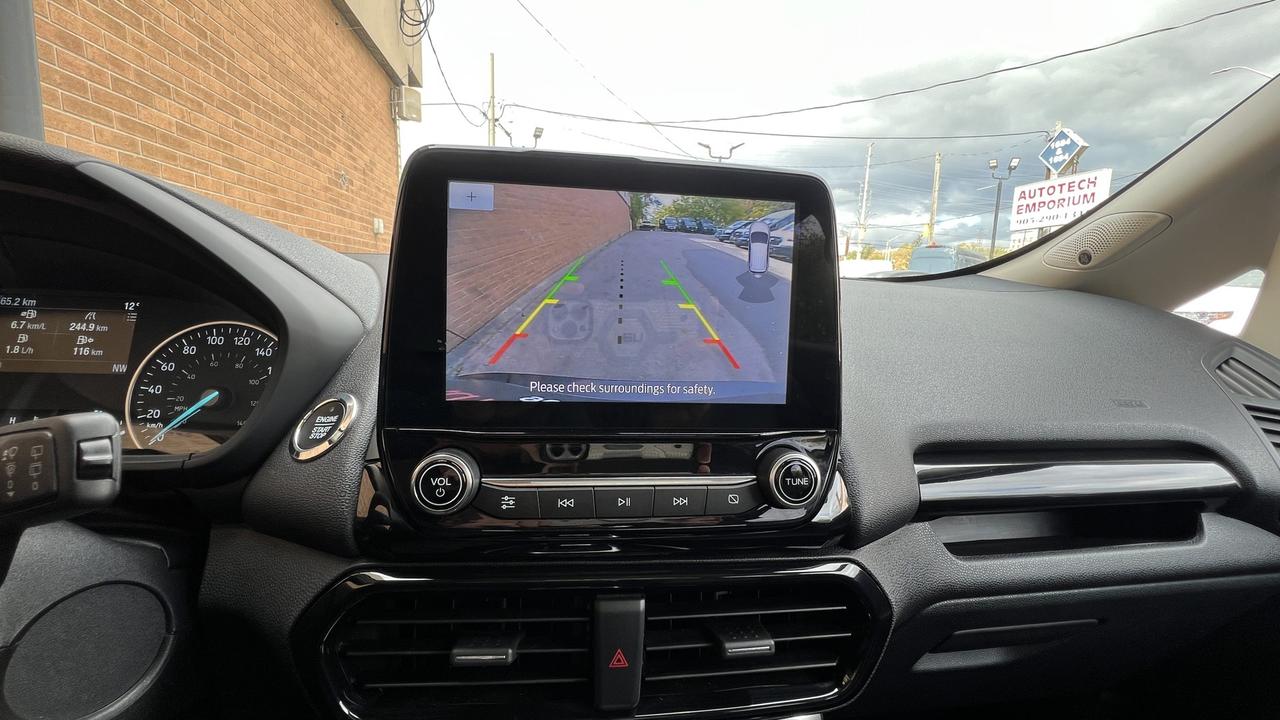 2020 Ford EcoSport Titanium 4WD   Leather   Sunroof   Navi Photo