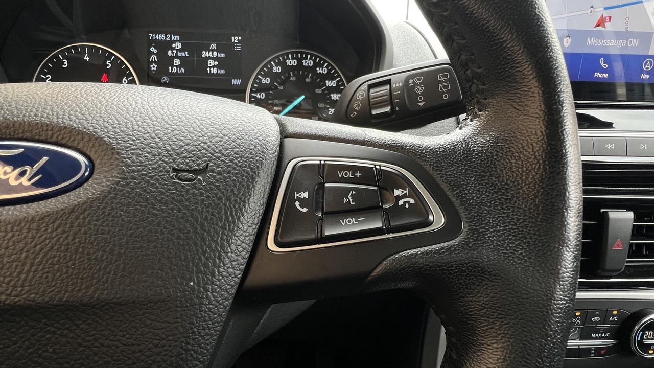 2020 Ford EcoSport Titanium 4WD   Leather   Sunroof   Navi Photo