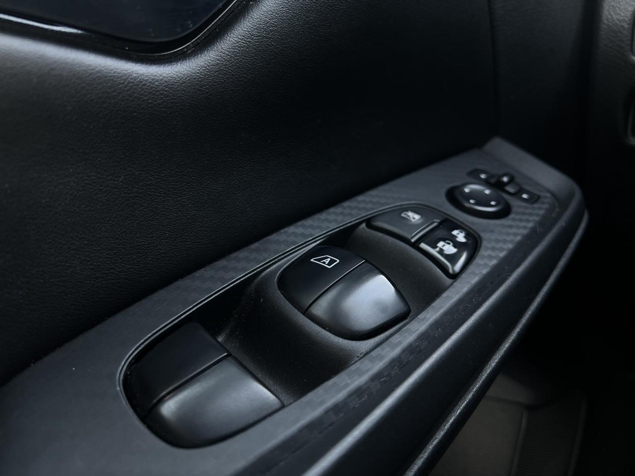 2021 Nissan Sentra SV SV   Sunroof   Htd Seats   Remote Start   Dual Photo