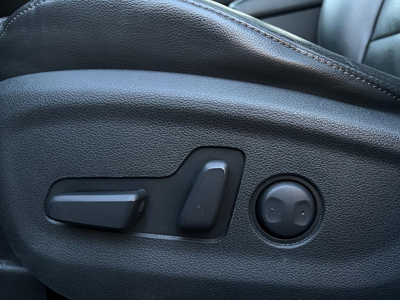 2021 Hyundai Tucson LUXURY AWD   Pano Roof   Leather   Lane Assist Photo