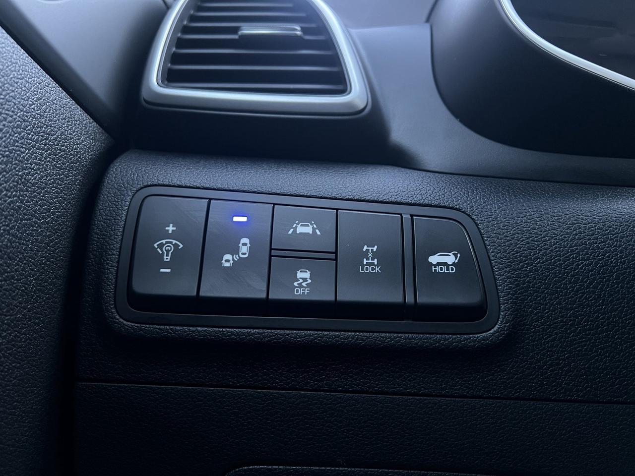 2021 Hyundai Tucson LUXURY AWD   Pano Roof   Leather   Lane Assist Photo