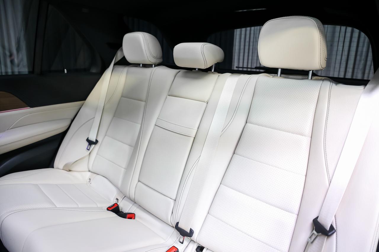 2022 Mercedes-Benz GLE 450 4MATIC AMG PKG NIGHTPKG INTEL.DRIVE 360CAM Photo