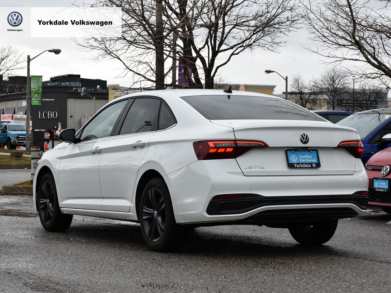 2023 Volkswagen Jetta  Photo3