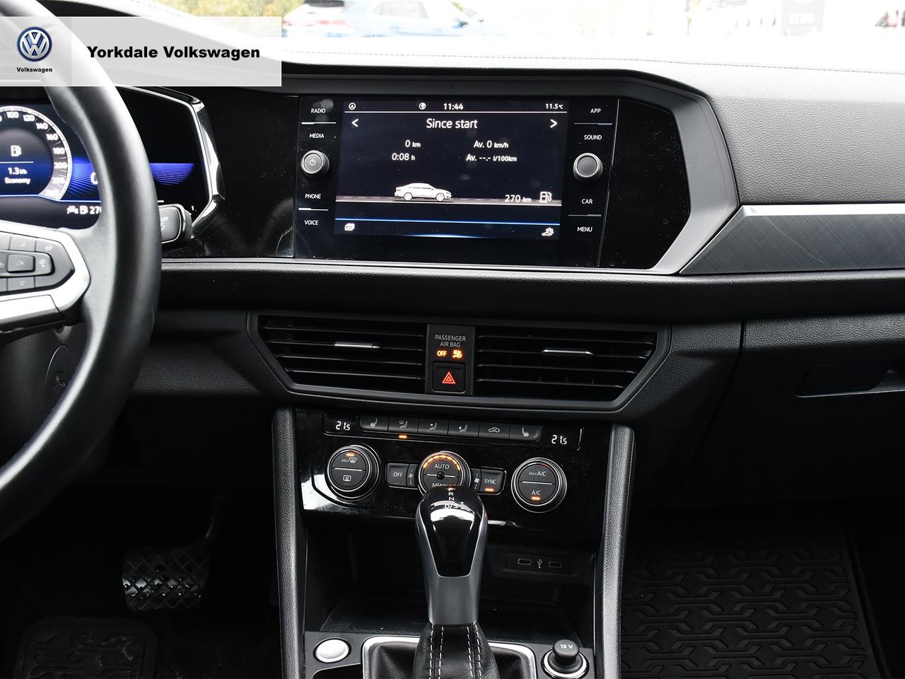 2023 Volkswagen Jetta  Photo