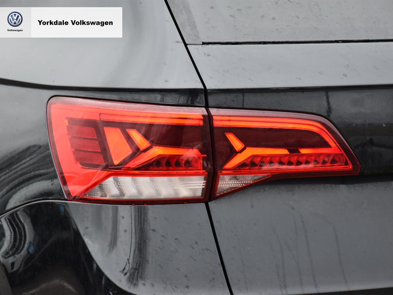 2022 Volkswagen Taos  Photo