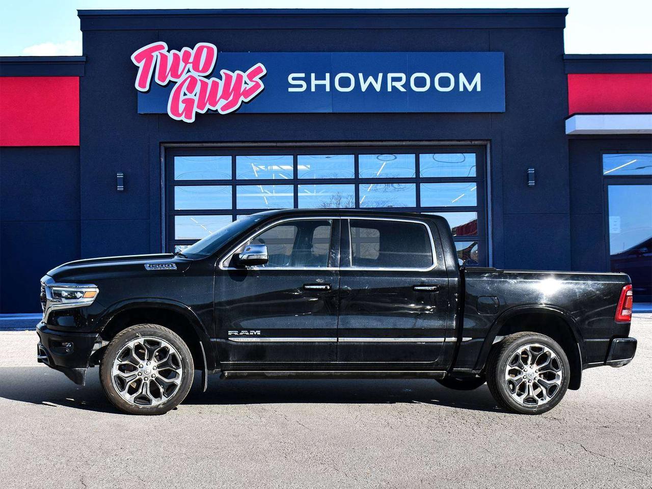 2022 RAM 1500 LIMITED Crew 5.7L 4WD   Panoroof   Leather Photo