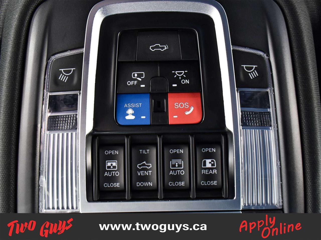 2022 RAM 1500 LIMITED Crew 5.7L 4WD   Panoroof   Leather Photo