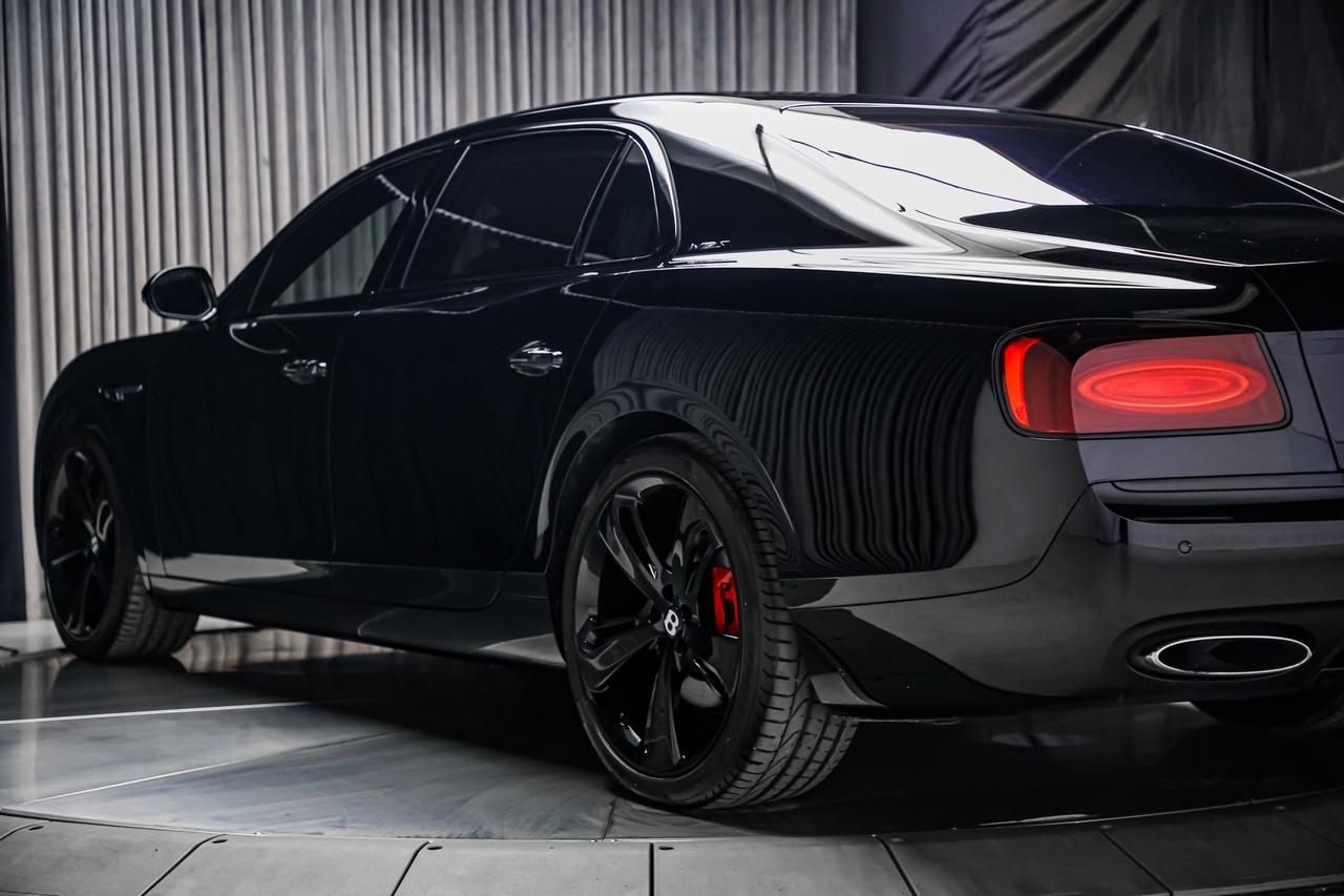 2018 Bentley Flying Spur W12 S COMFORT SPECIFICATION 626HP LOWKM REDINT Photo