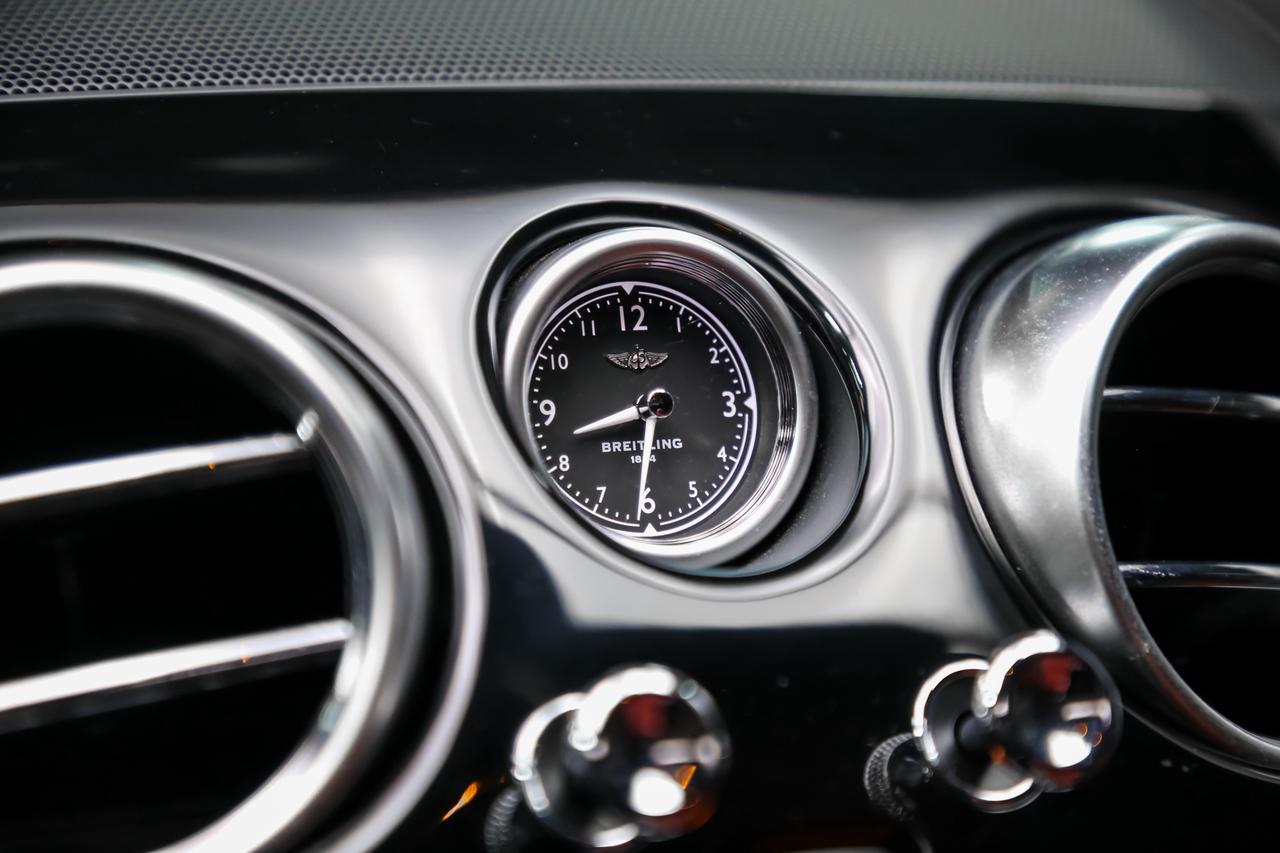 2018 Bentley Flying Spur W12 S COMFORT SPECIFICATION 626HP LOWKM REDINT Photo