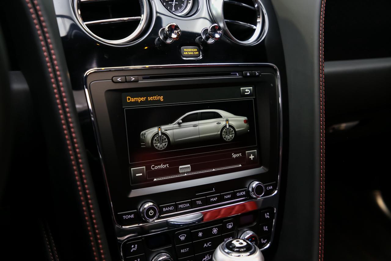 2018 Bentley Flying Spur W12 S COMFORT SPECIFICATION 626HP LOWKM REDINT Photo