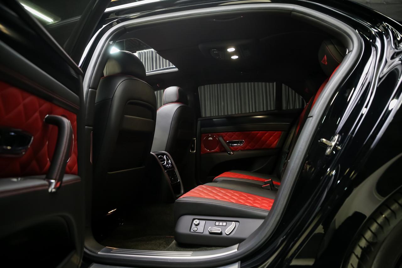 2018 Bentley Flying Spur W12 S COMFORT SPECIFICATION 626HP LOWKM REDINT Photo