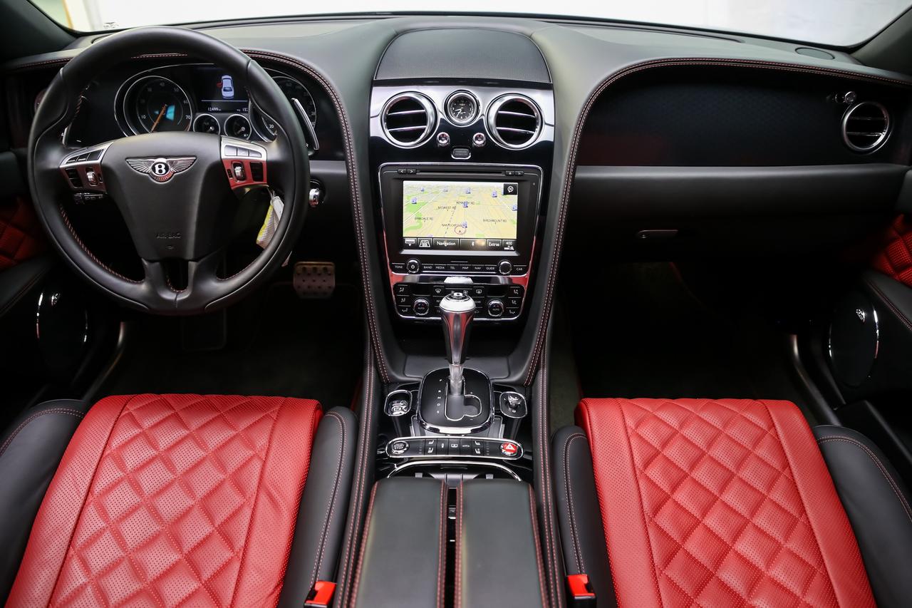 2018 Bentley Flying Spur W12 S COMFORT SPECIFICATION 626HP LOWKM REDINT Photo