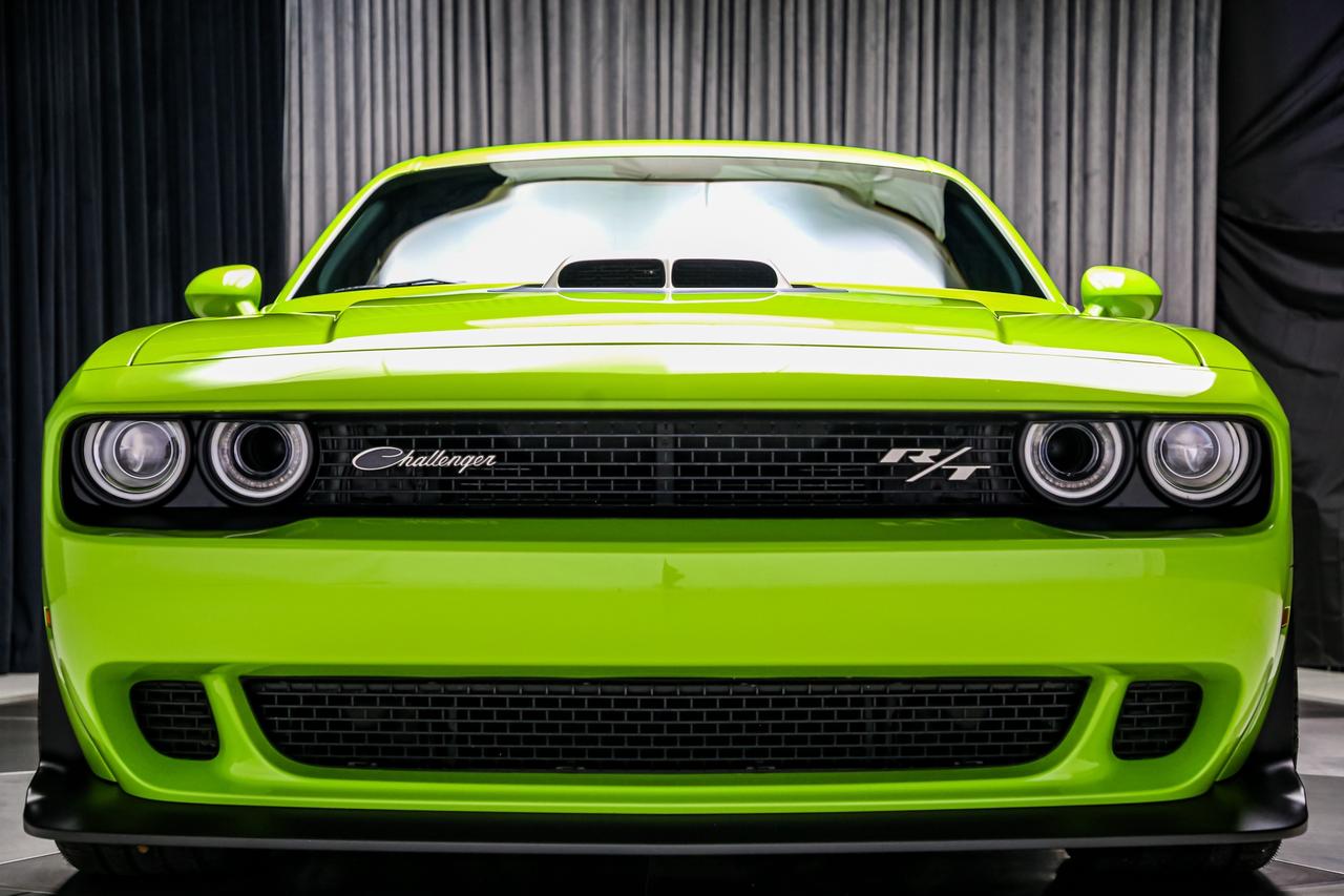 2023 Dodge Challenger R/T SCAT PACK 392 WIDEBODY SWINGER EDITION MANUAL Photo