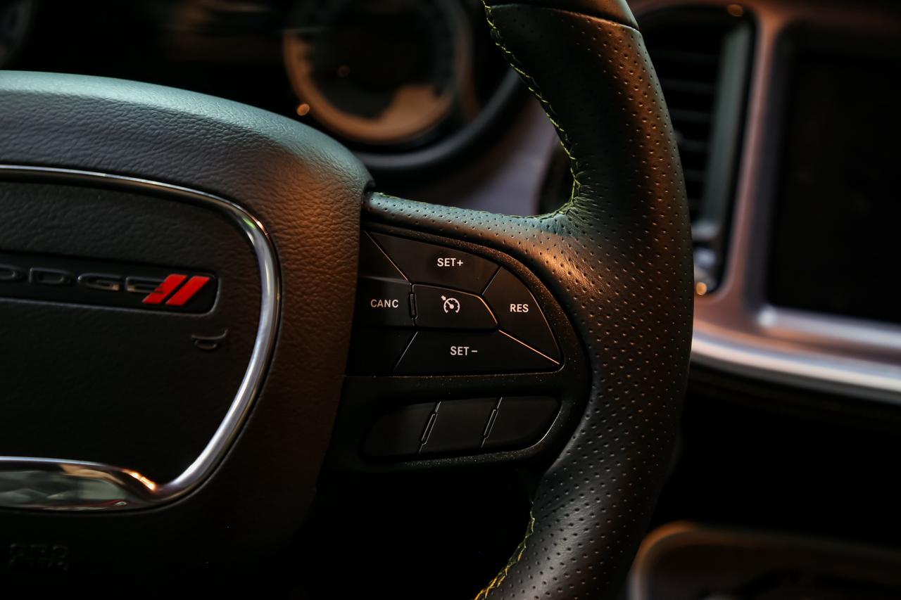 2023 Dodge Challenger R/T SCAT PACK 392 WIDEBODY SWINGER EDITION MANUAL Photo