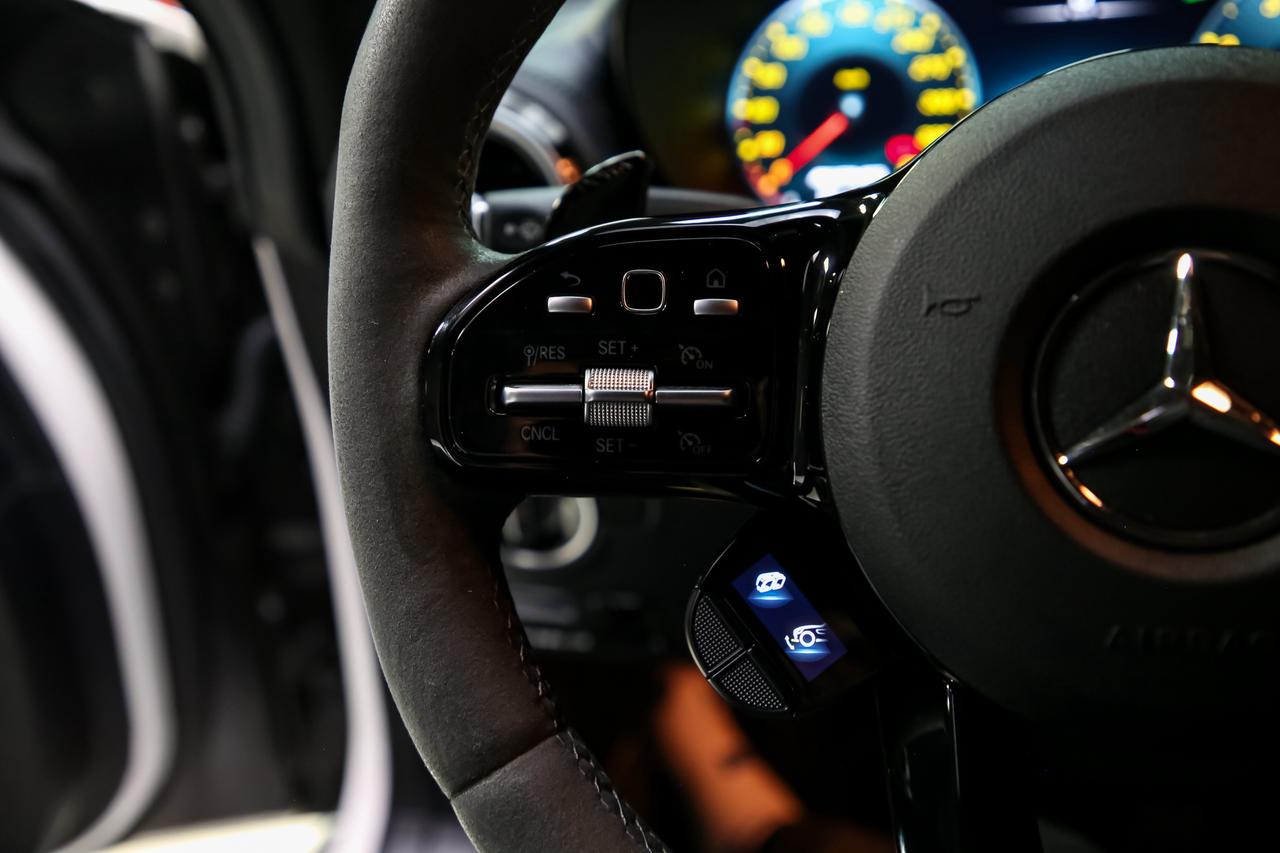 2020 Mercedes-Benz AMG GT COUPE 577HP CARBONCERAMICS CARBONEXT/INT DESIGNO Photo