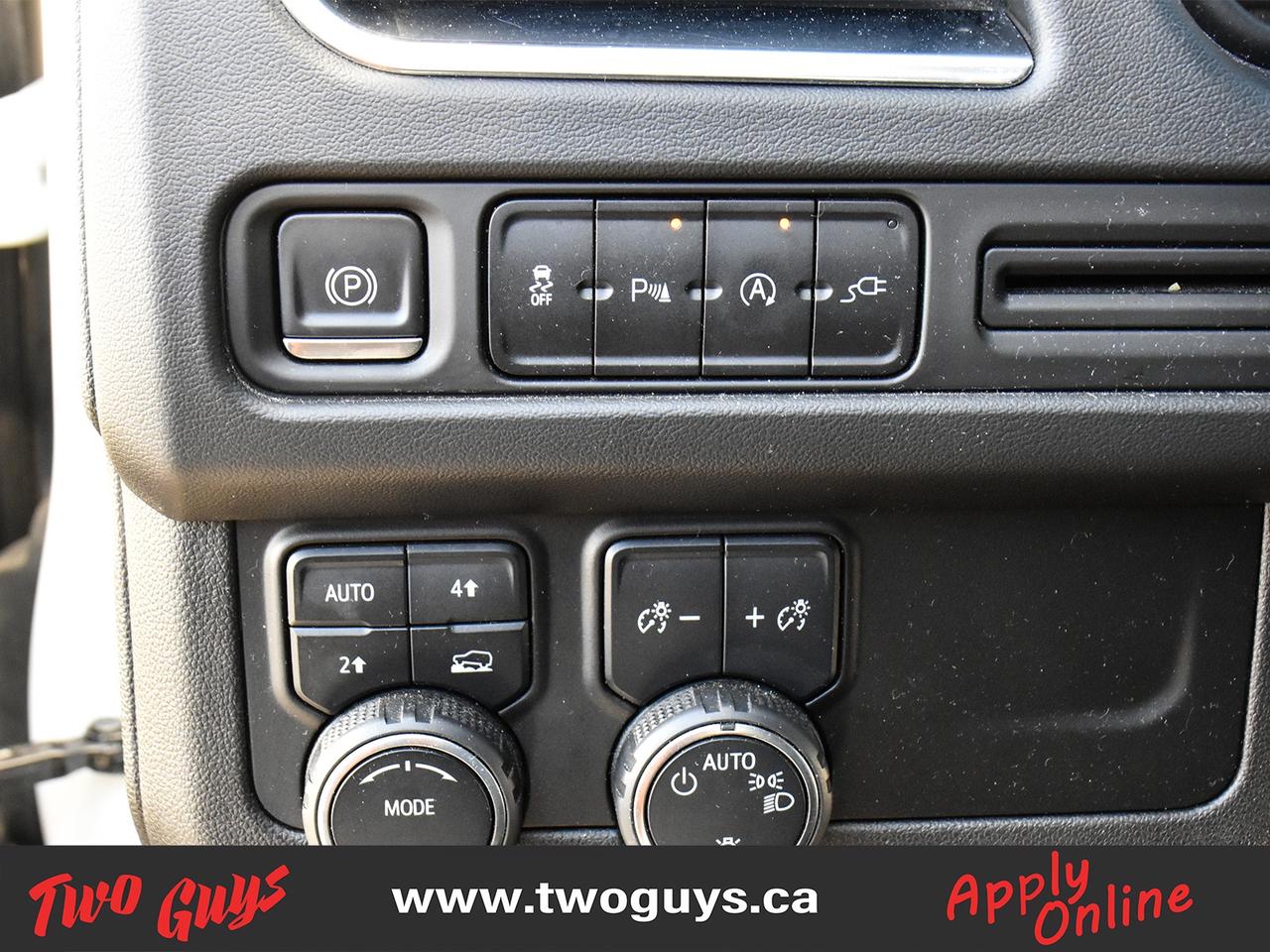 2021 Chevrolet Suburban LT 4x4 8 Passenger Remote Start DVD Photo