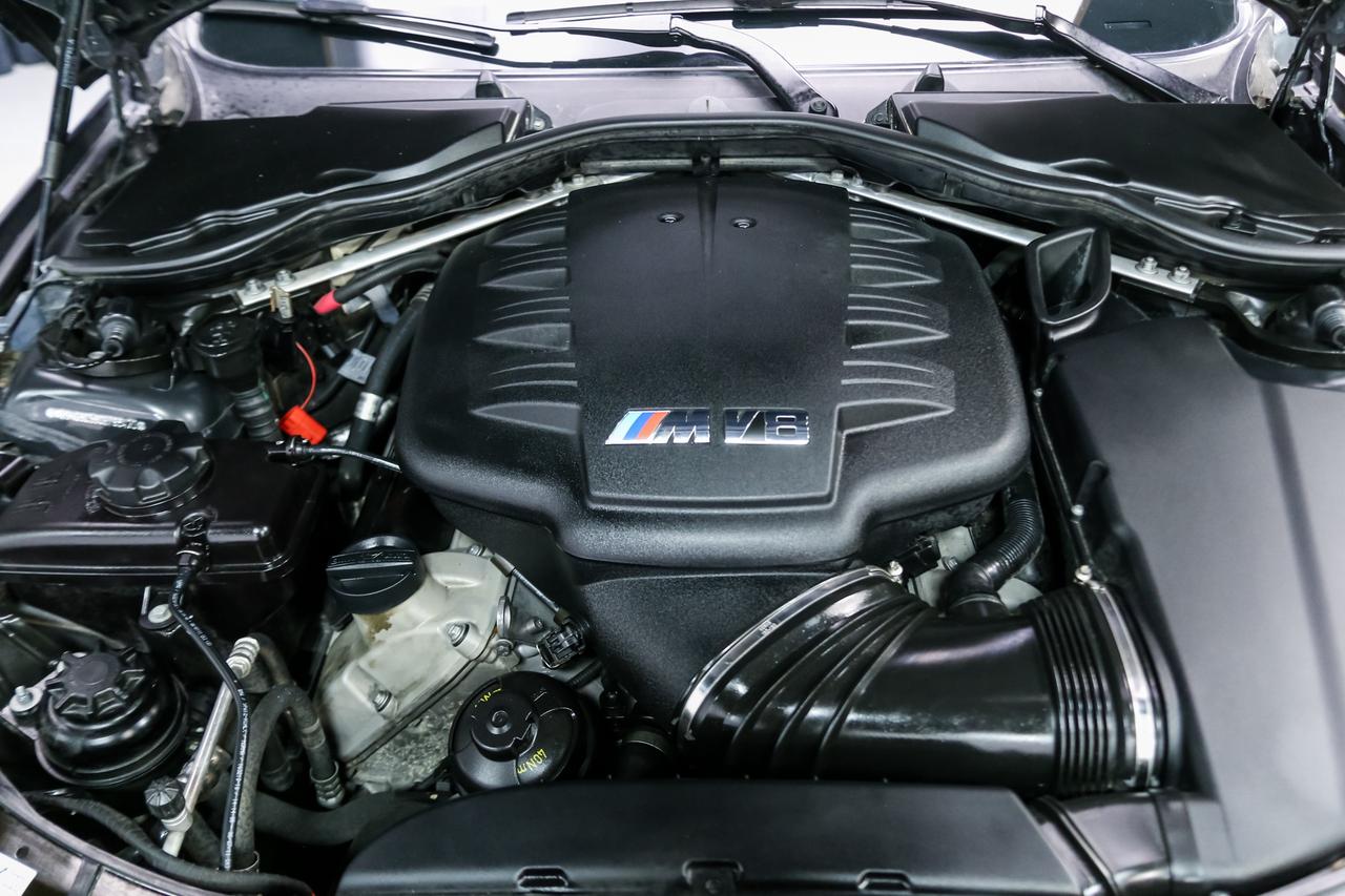 2012 BMW M3 COMPETITION PKG V8 414HP  CARBONROOF NAV FROZENBLK Photo