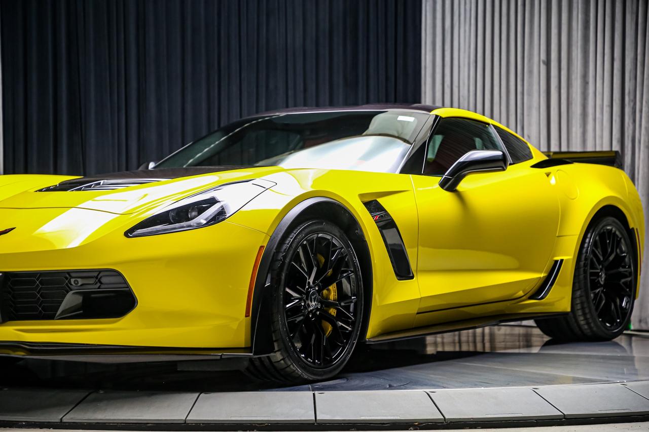 2017 Chevrolet Corvette Z06 3LZ Z07 PKG MANUAL 650HP COMPSEATS 1OWNER Photo