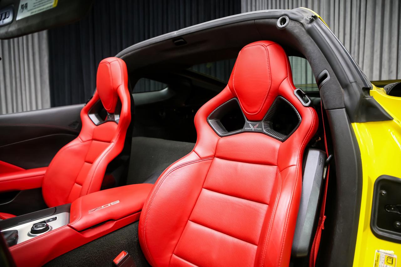 2017 Chevrolet Corvette Z06 3LZ Z07 PKG MANUAL 650HP COMPSEATS 1OWNER Photo