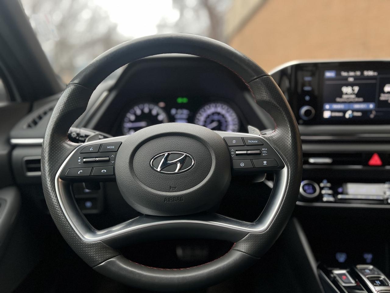 2022 Hyundai Sonata Sport 1.6T   Htd Steering   Pano Roof   Lane Assis Photo