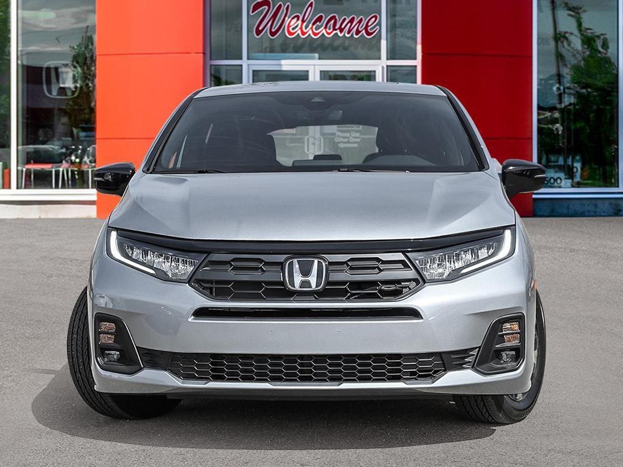 2026 Honda Odyssey Touring Passenger Van Photo5