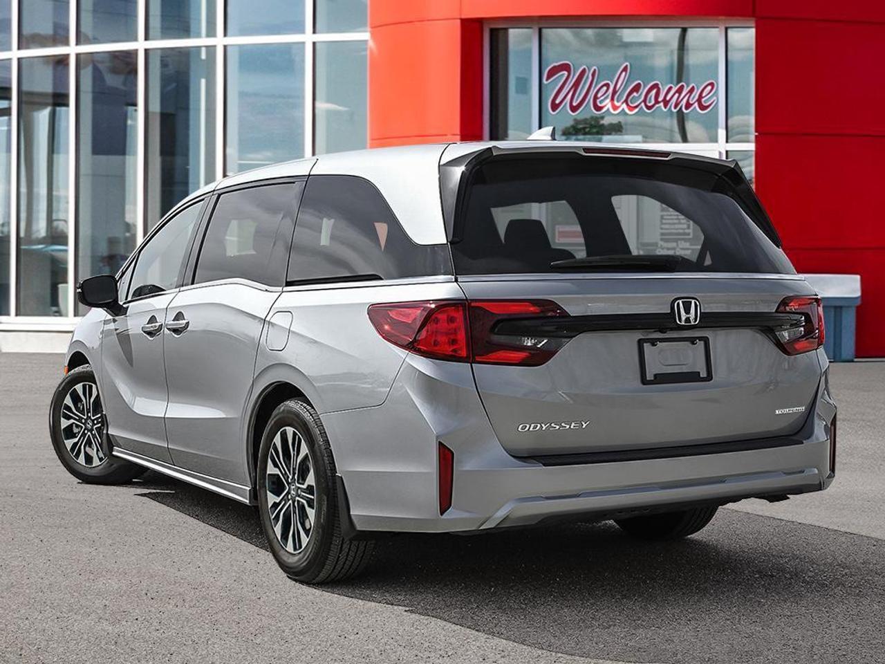 2026 Honda Odyssey Touring Passenger Van Photo3