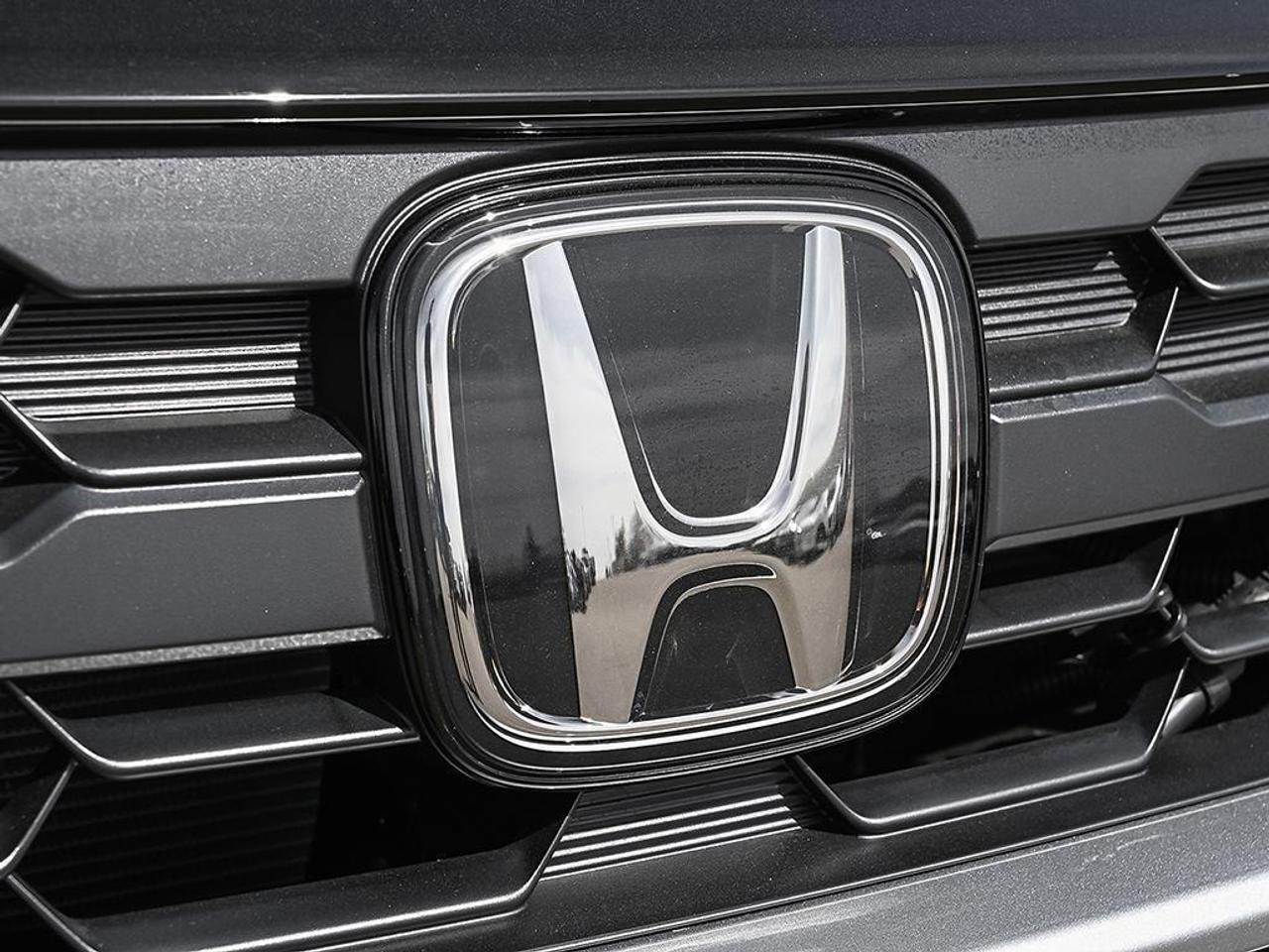 2026 Honda Odyssey Touring Passenger Van Photo